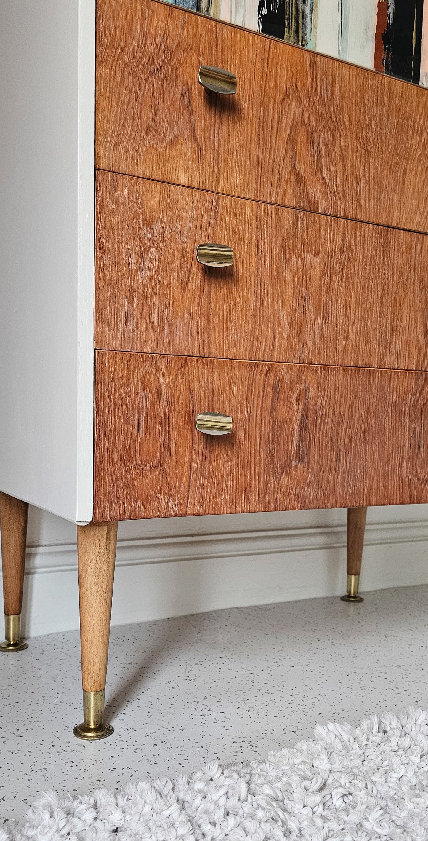 BBC 1 Money for Nothing Abstract Resin Chest of Drawers