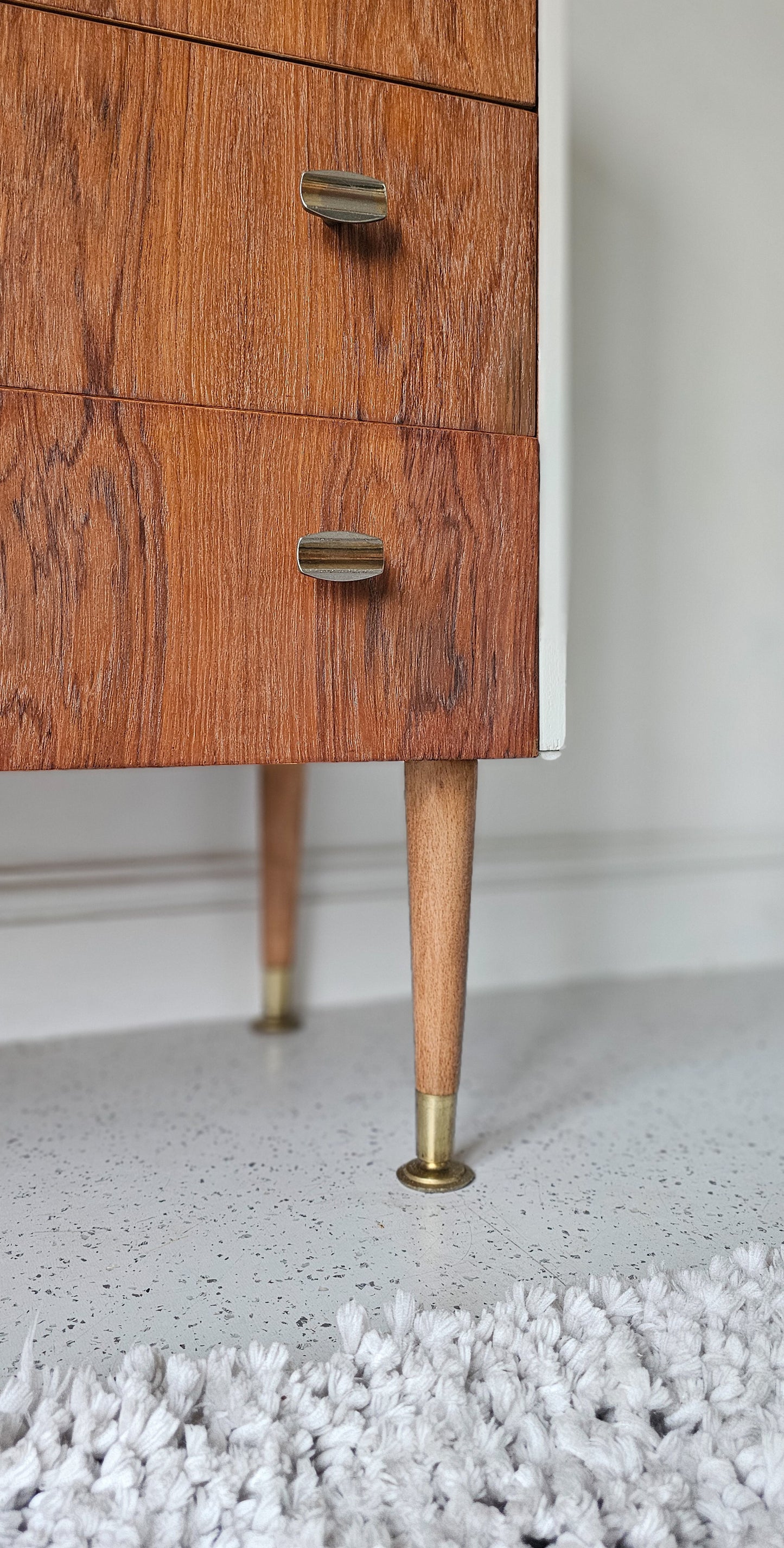 BBC 1 Money for Nothing Abstract Resin Chest of Drawers