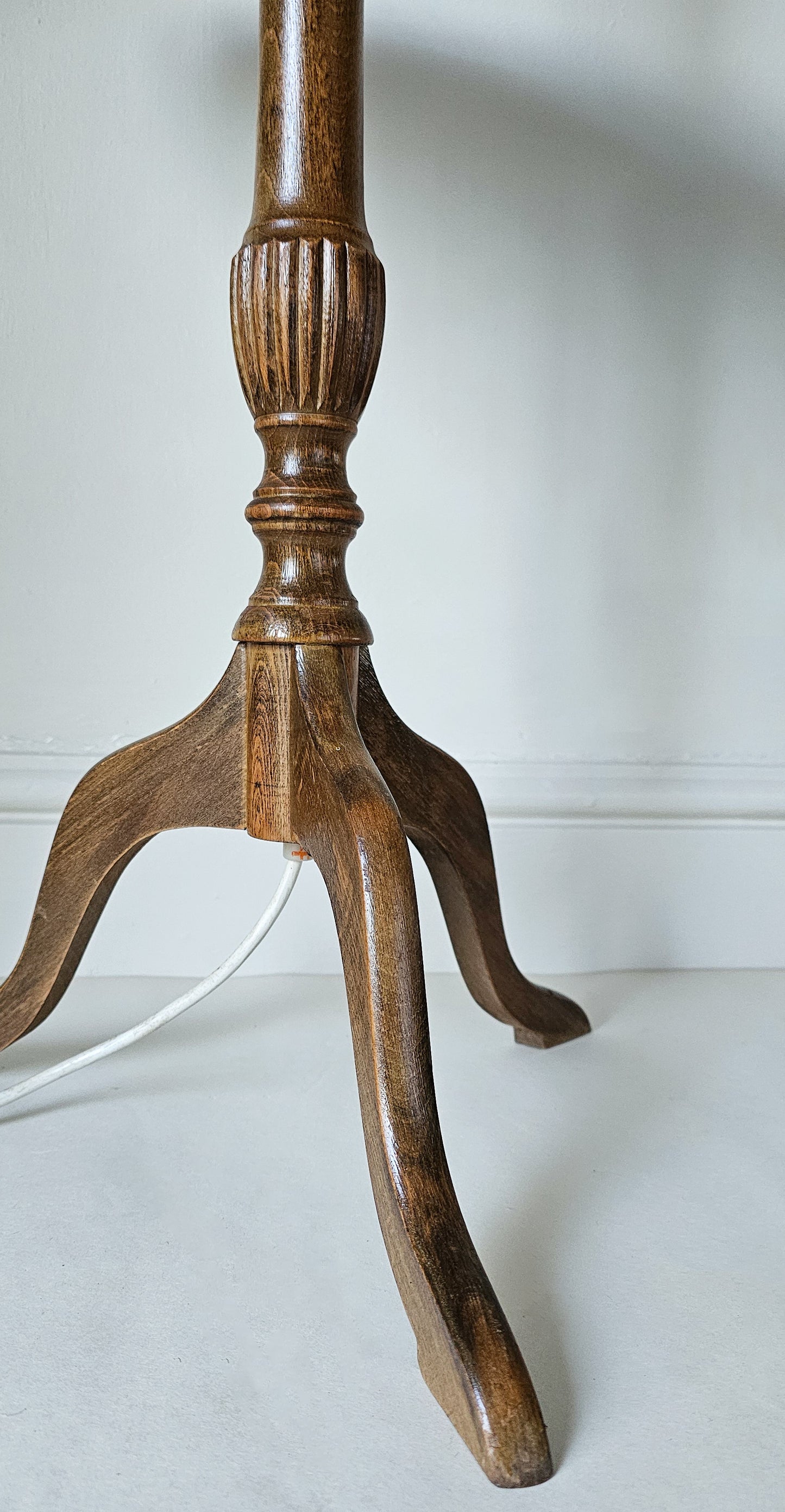 Pair of Vintage Mahogany Floor Lamps with Sculptural Shades