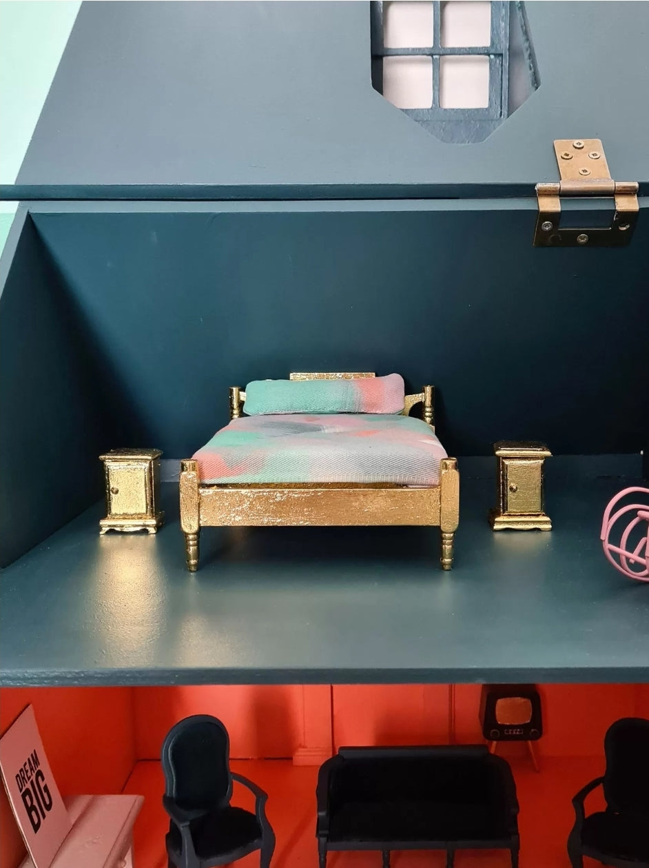 The Orla Dolls Large House & Furniture Accessories