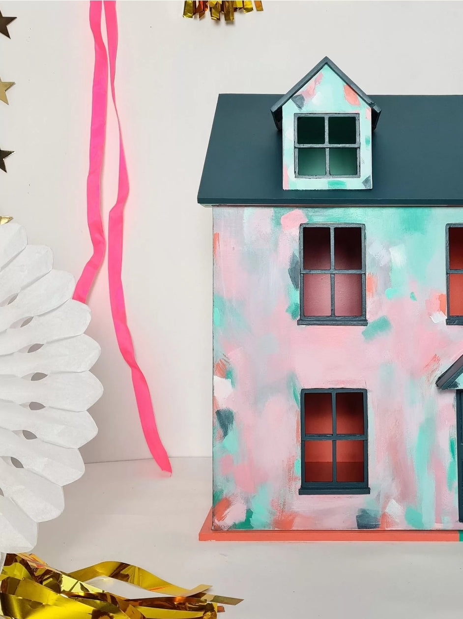 The Orla Dolls Large House & Furniture Accessories