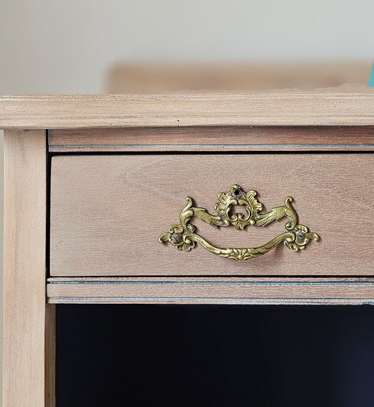 'The Irene' Painted Glass Drinks Cabinet