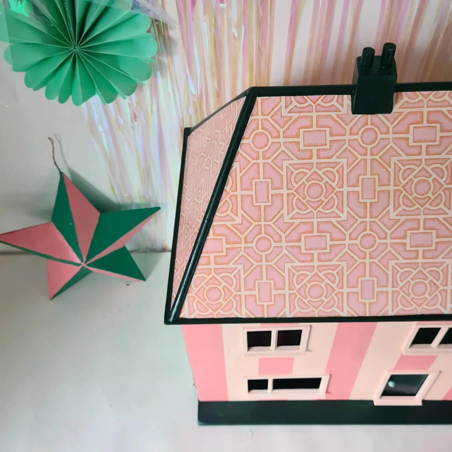 The Eden Stripe Dolls House & Furniture Accessories