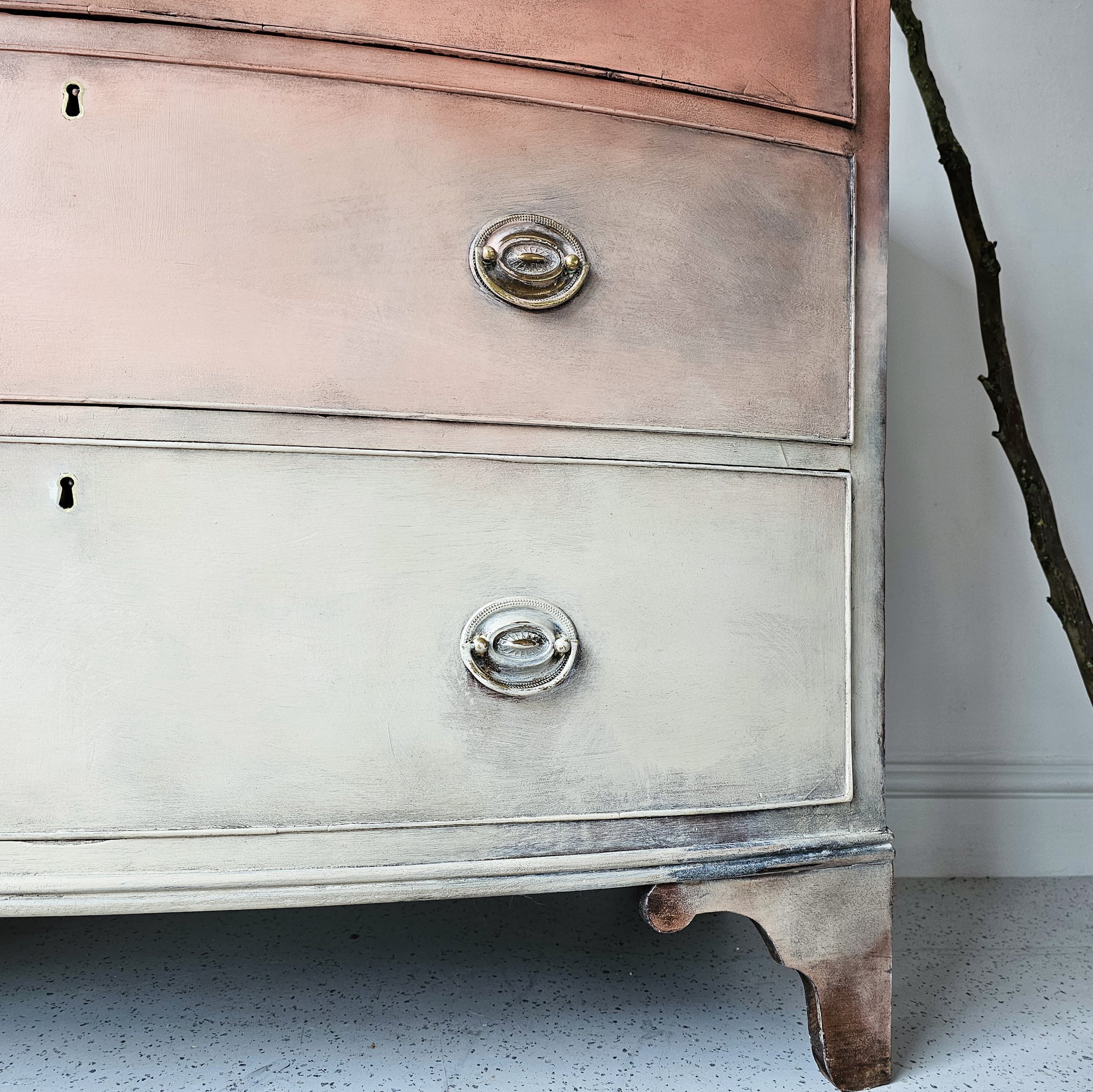 grey ombre dresser Raised stencil for furniture? Yes please! This washstand is one that I kept for my own personal collection. The ombre tones and wood top is perfection. #diy #paint