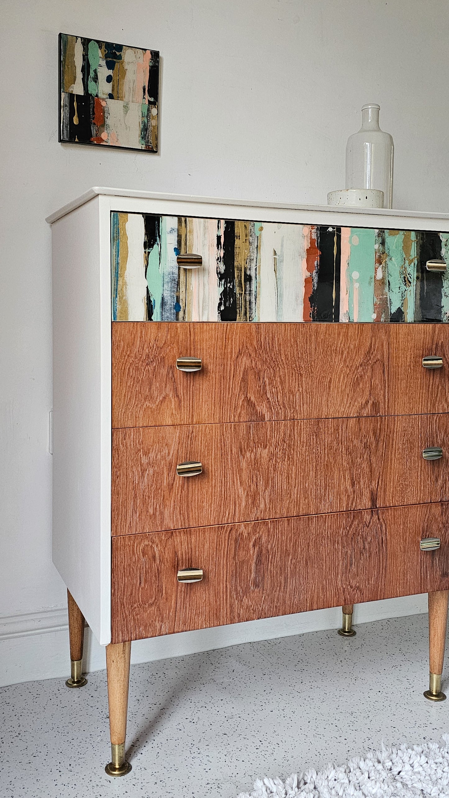 BBC 1 Money for Nothing Abstract Resin Chest of Drawers