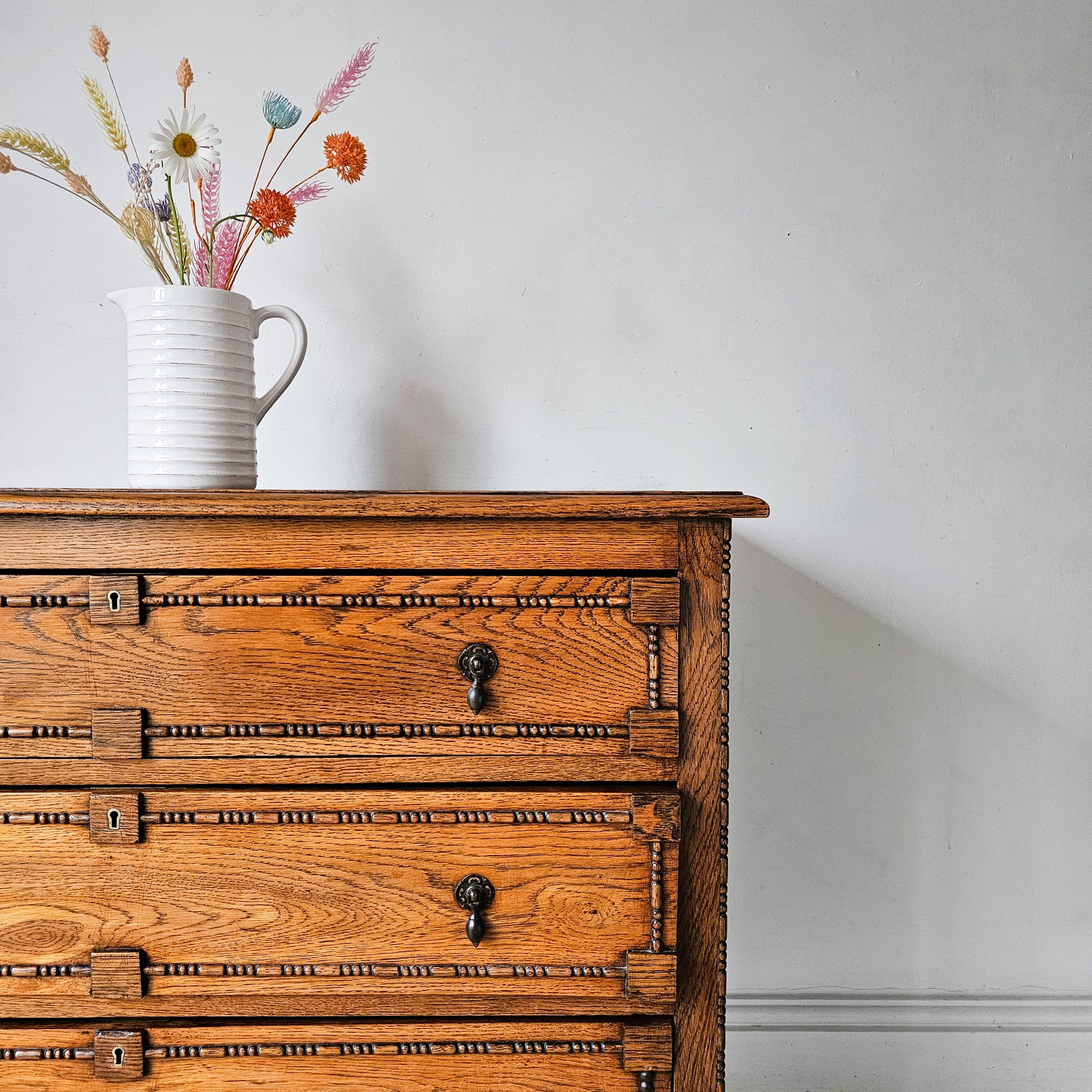 The Harry' 1930s Oak Beaded Chest of Drawers Chloe Kempster The Harry' 1930s Oak Beaded Chest of Drawers Chloe Kempster