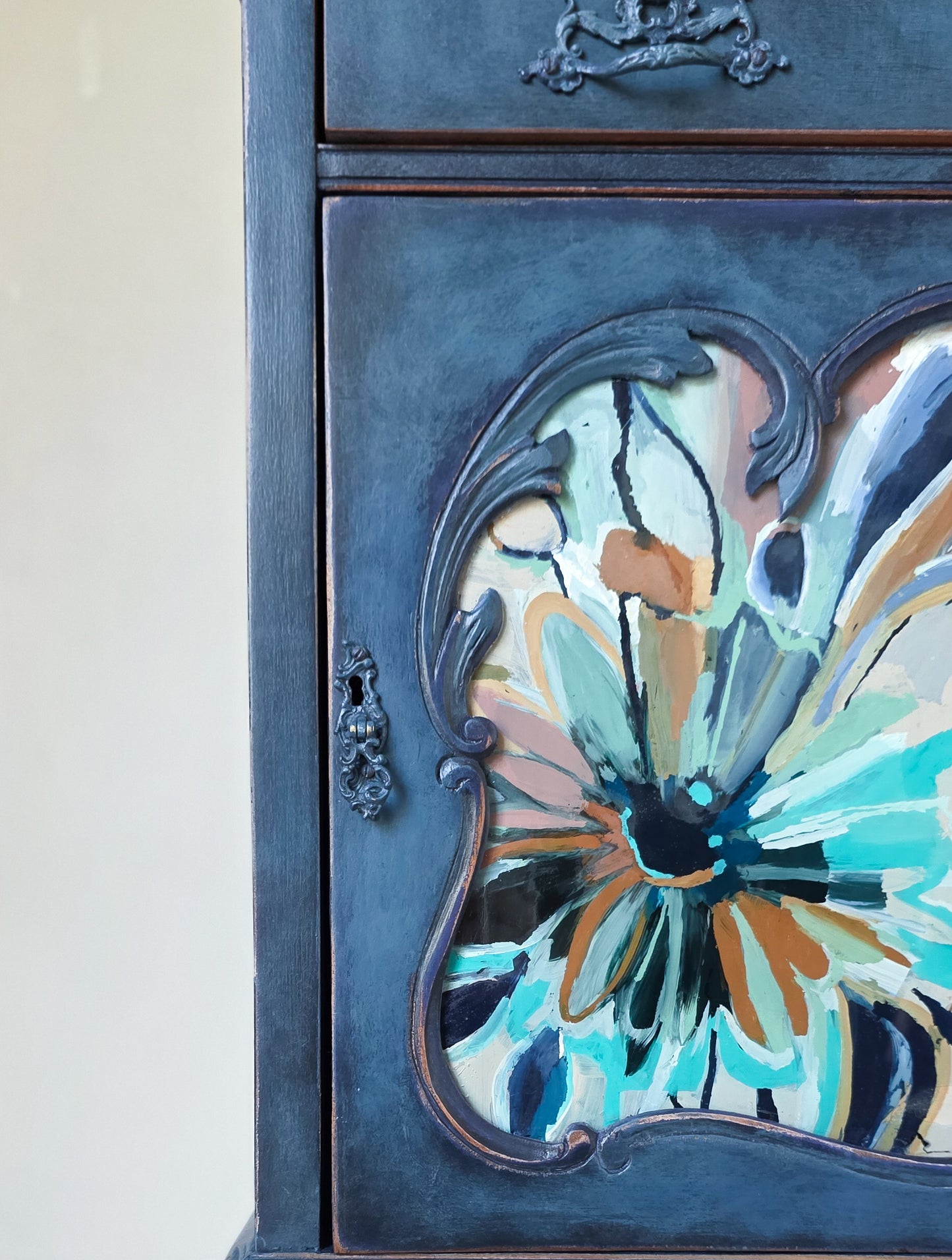 'The Irene' Hand-painted Floral Glass Drinks Cabinet