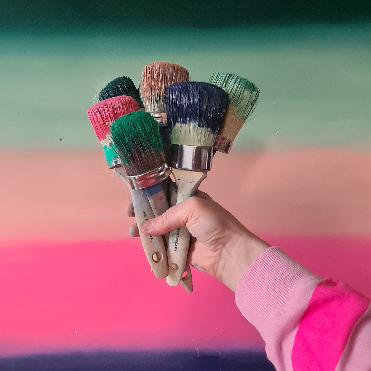 Chloe Kempster free spirited artist, paint collaboration with Daydream Apothecary - the Botanical collection