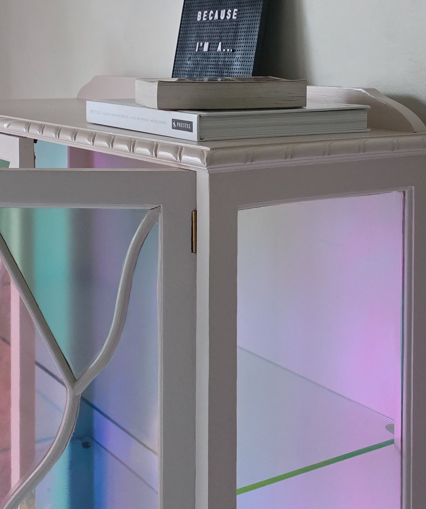 The Chloe Stained Glass Vintage Display Drinks Cabinet