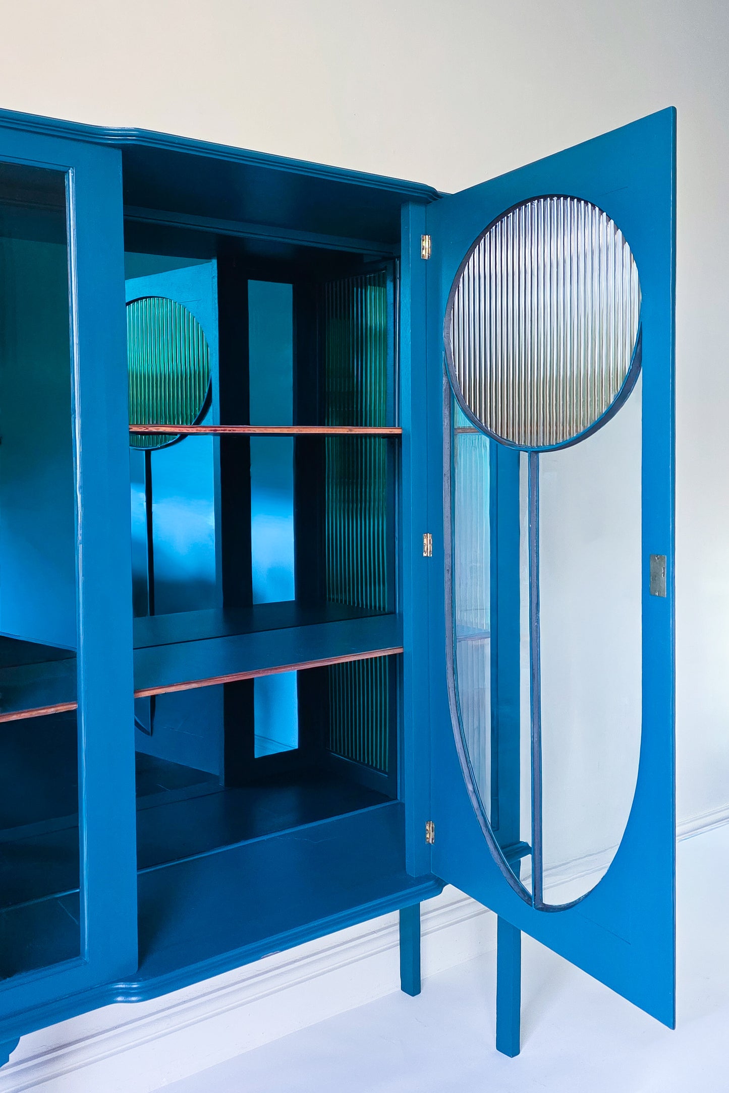 The Evelyn Turquoise & Gold Ribbed Glass Antique Cabinet