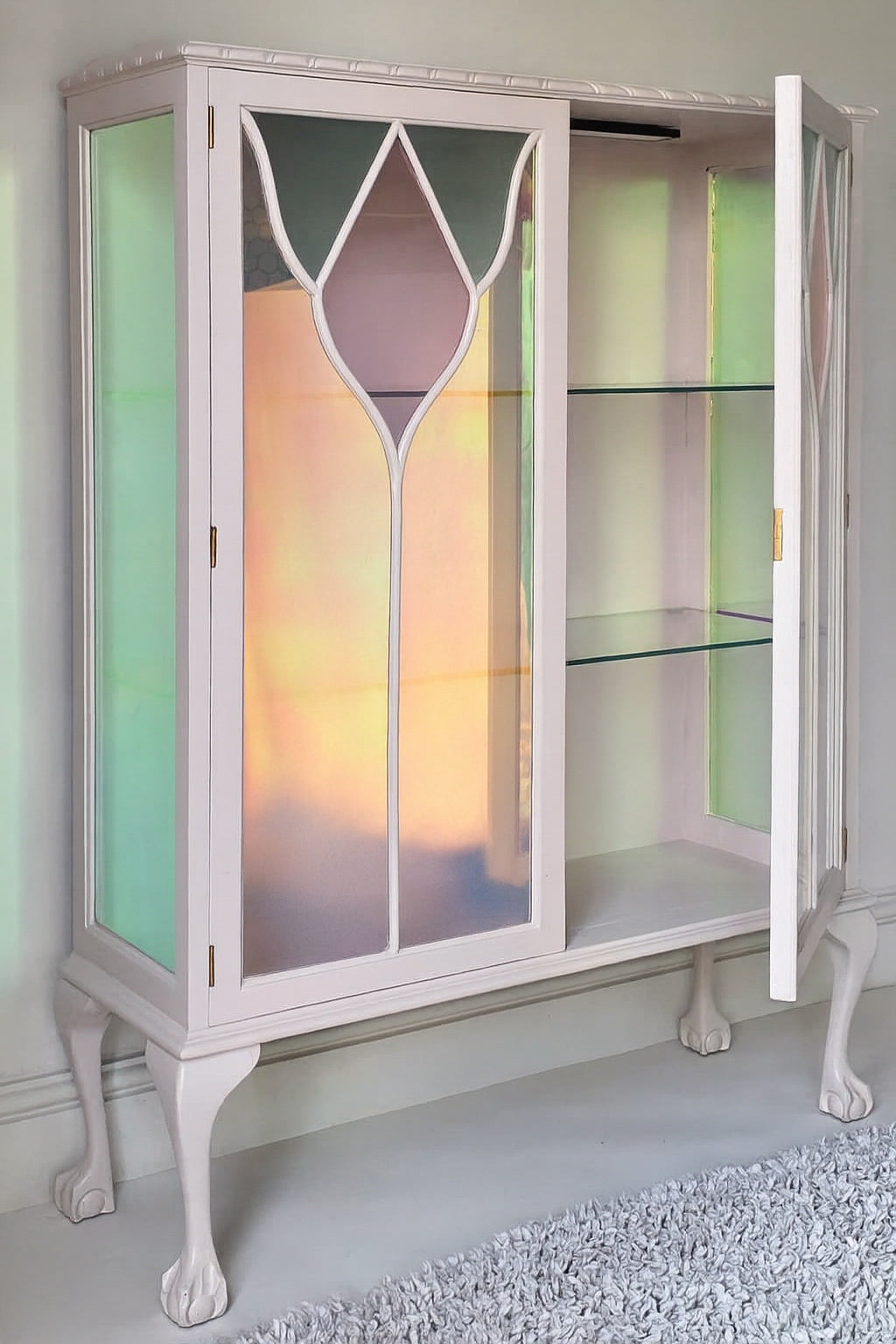 The Chloe Stained Glass Vintage Display Drinks Cabinet
