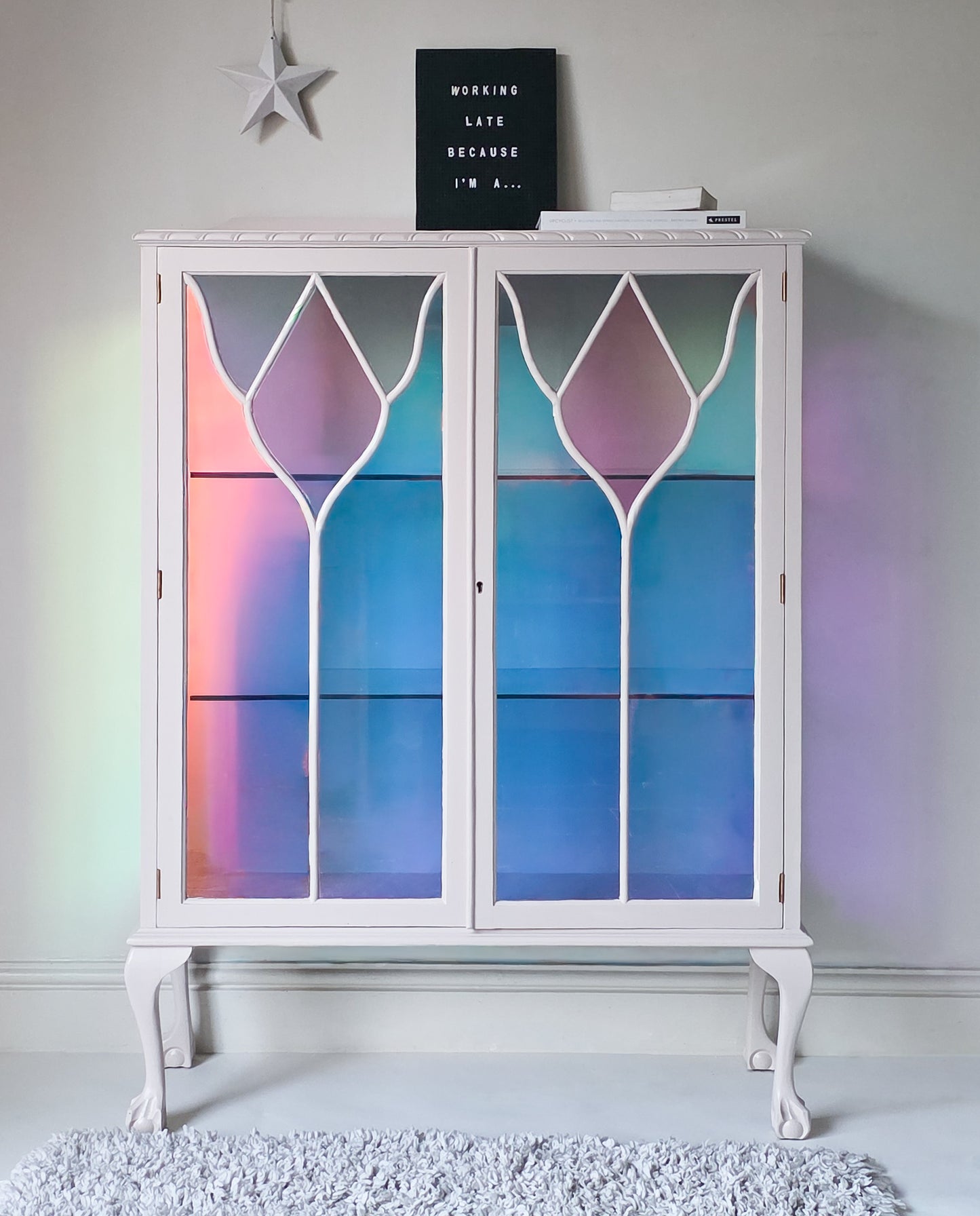 The Chloe Stained Glass Vintage Display Drinks Cabinet