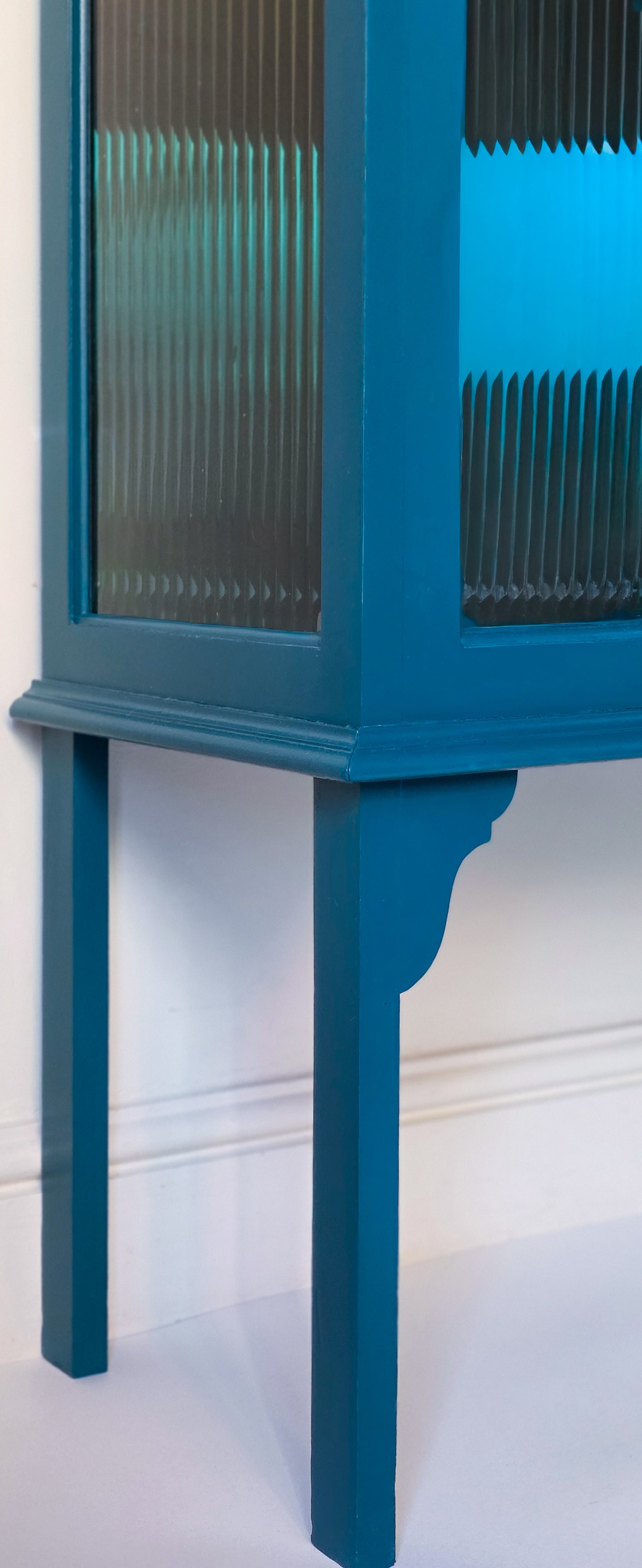 The Evelyn Turquoise & Gold Ribbed Glass Antique Cabinet