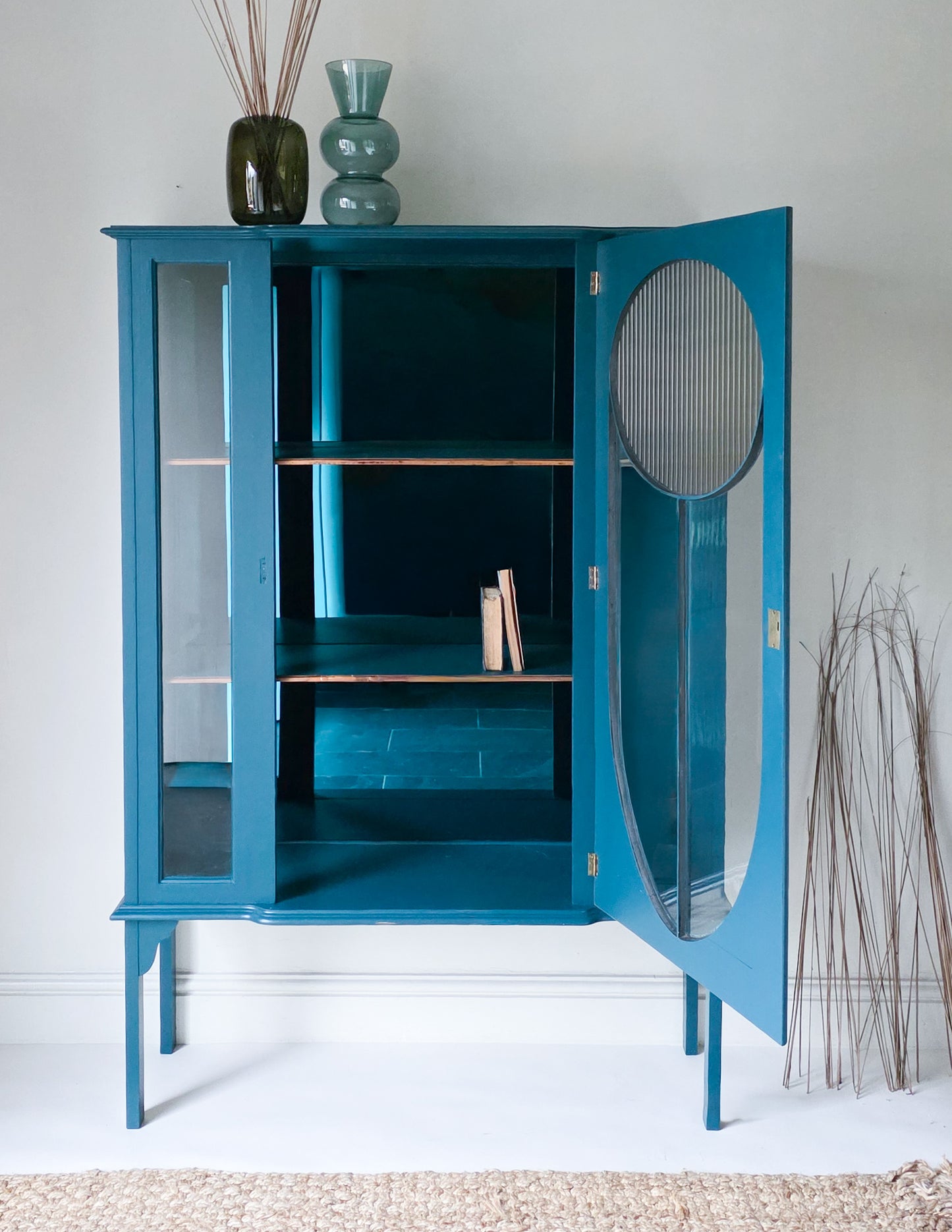 The Evelyn Turquoise & Gold Ribbed Glass Antique Cabinet