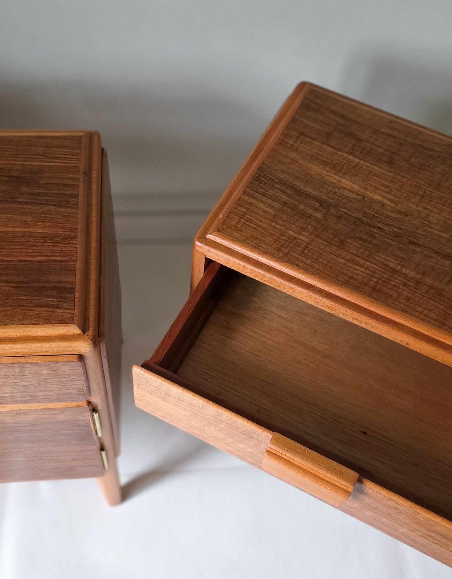 The Loughborough Pair of Mid Century Walnut Veneer & Teak Bedside Cabinets