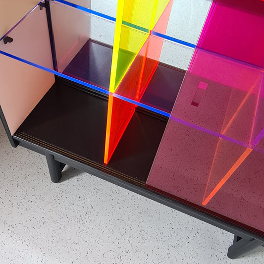 The Disco Retro Cube Light Drinks Cabinet